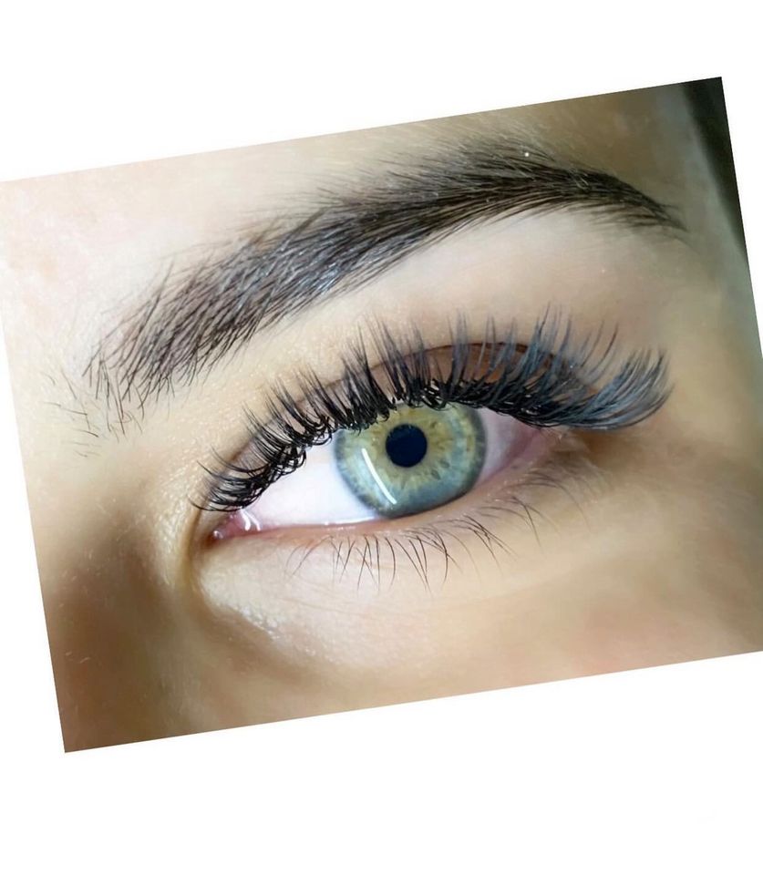 Wimpernlifting/ Wimpernverlängerung / Wimpernverdichtung in Kassel