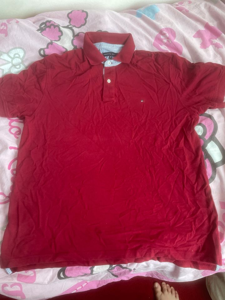 Tommy Hilfiger Herren Polo Shirt Tshirt rot Größe XL in Kaltenkirchen