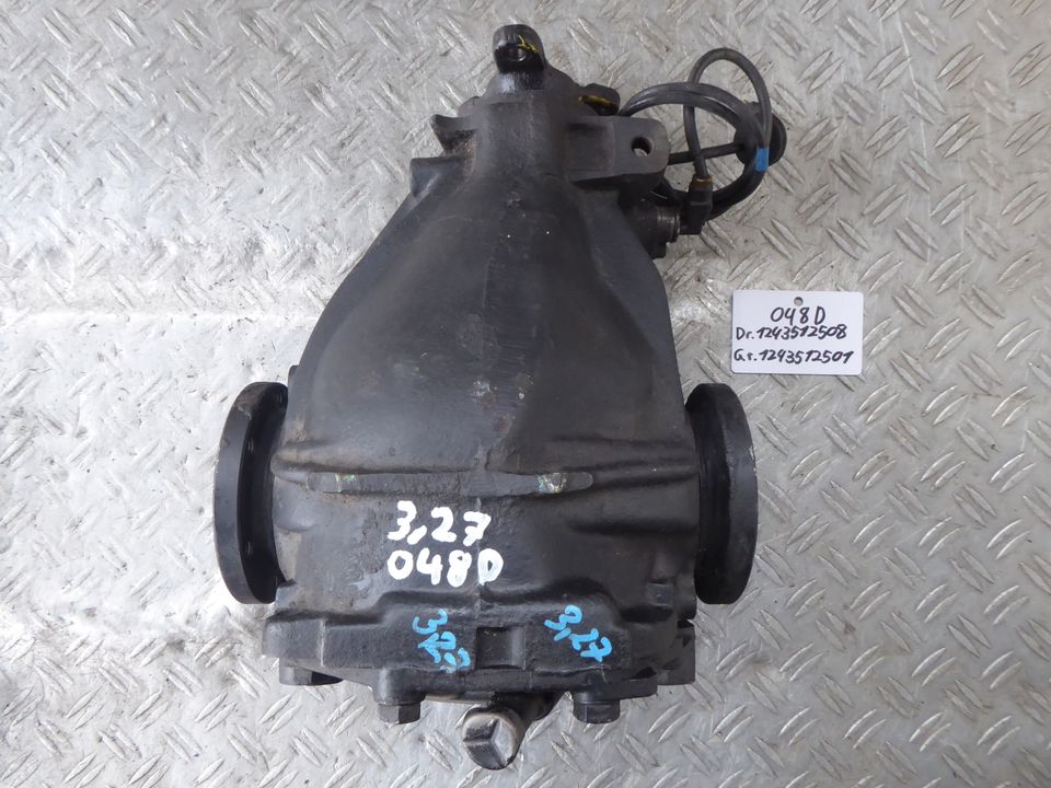 Mercedes W124 Differential A1243512508 A1243512501 Ü:3,27 3:27 in Rastatt