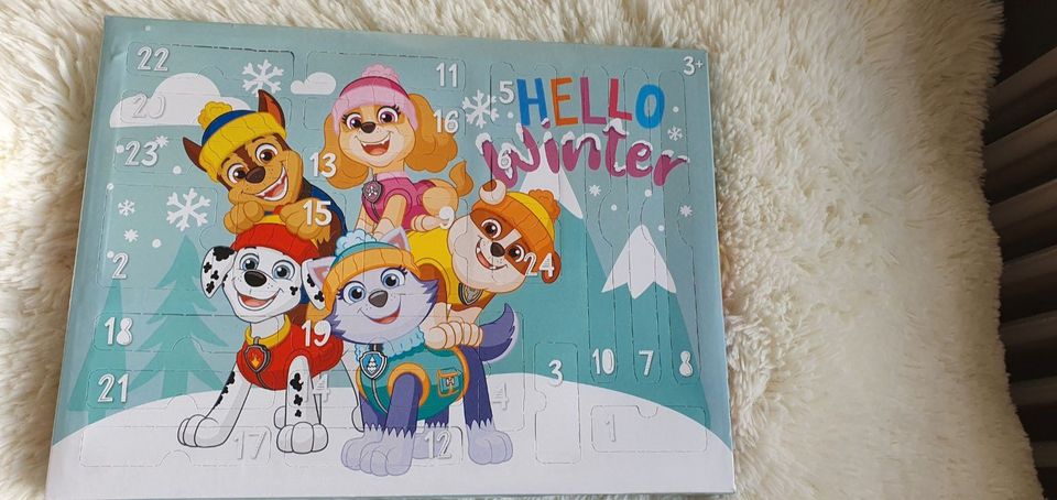 neuer Adventskalender von Paw Patrol Nickelodeon mit Spielzeug in Hamburg