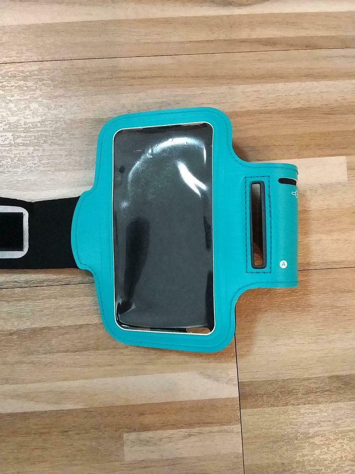 Smartphone Sport Armband, neu und unbenutzt in Limeshain