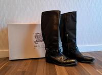 Burberry Damen Reiterstiefel Stiefel Leder schwarz 38 Nordrhein-Westfalen - Minden Vorschau