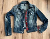 Tolle schmale Jeansjacke Jacke von Benetton Gr. S / XS Baden-Württemberg - Brackenheim Vorschau