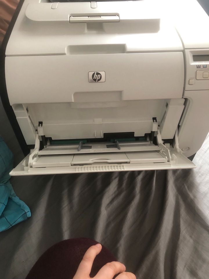 HP LaserJet 400 color M451dn -Sehr guter Zustand Farblaserdrucker in München