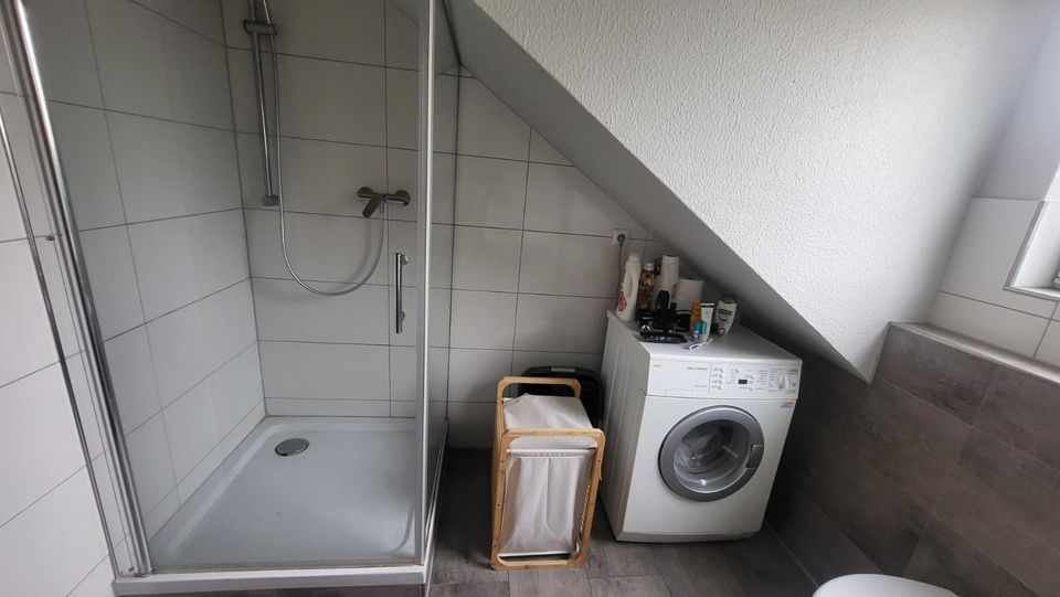 2 Zimmer lichtdurchflutete DG-Wohnung -62qm / Gauben /Garten in Wuppertal