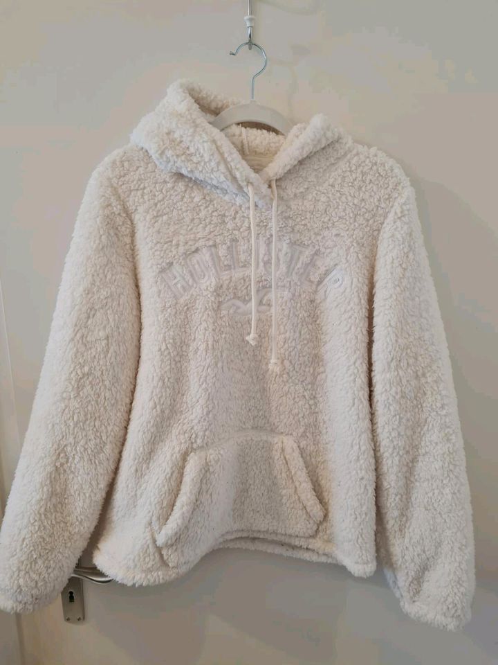 Hollister Sherpa Hoodie Pullover Creme weich Logo Stickerei L in Bonn