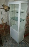 RETRO ARZT VITRINE ARZTSCHRANK DRESDEN BERLIN HAMBURG MÜNCHEN Sachsen - Bautzen Vorschau