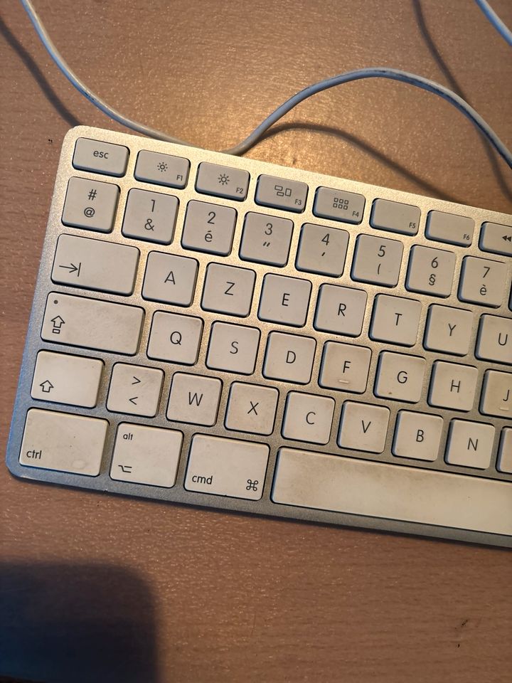 Apple Tastatur Model 1243 in Alsfeld