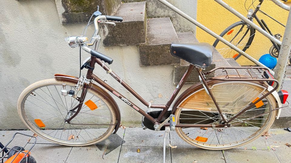 Verkaufe altes Fahrrad einfach bieten in Stuttgart