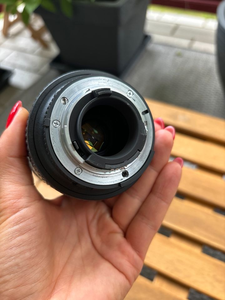 Nikon AF Zoom-Nikkor 24-85mm f/2.8-4D Zoom für Kameraobjektiv in Feldkirchen