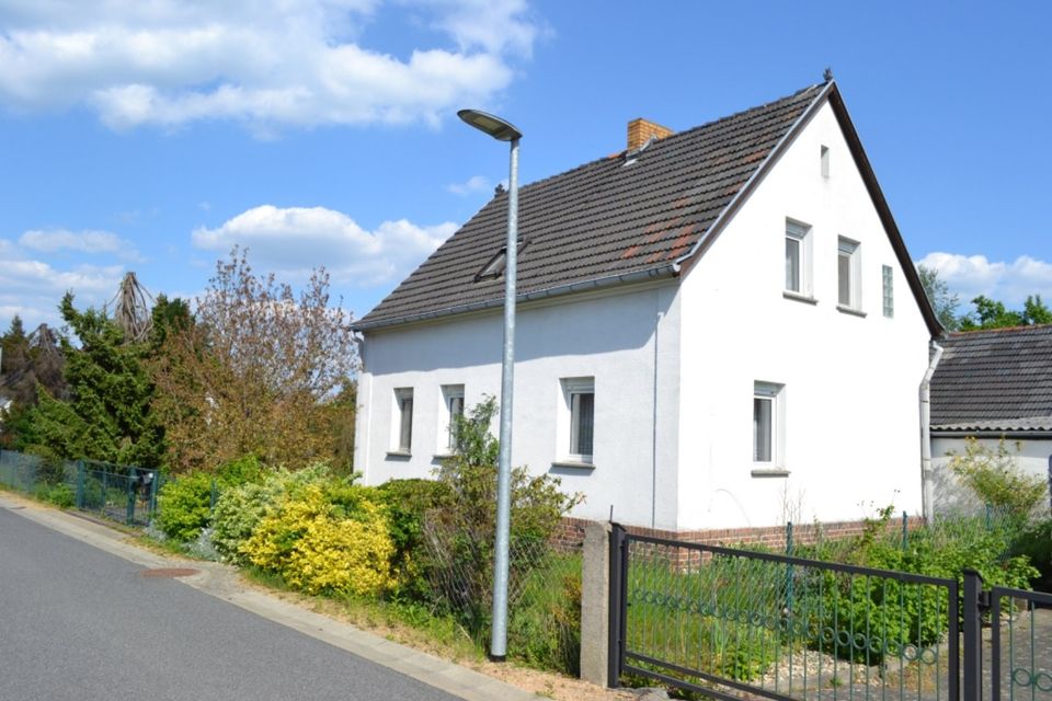 Gepflegtes Einfamilienhaus mit Gartenparadies auf 851m² in Niesky