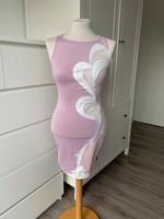 Lipsy Kleid Gr. S 36 rosa beige weiß Cocktail Abendkleid Niedersachsen - Apen Vorschau