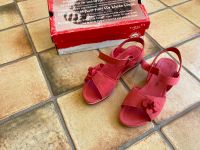 Sandalen Superfit Leder rot, Gr. 38. Neu Nordrhein-Westfalen - Solingen Vorschau