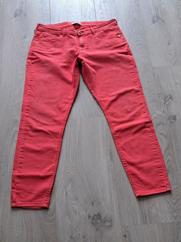 Timezone coole Skinny Jeans rot Stretch W32 L30 in Weidenbach