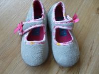 NEU Mädchen Hausschuhe Schuhe Gr. 25 grau/rosa Bayern - Westheim Vorschau