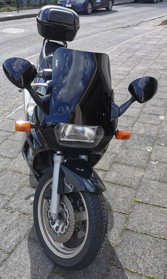 Suzuki GSX 750 F, GR78A, Motorrad, Sporttourer, schwarz in Solingen