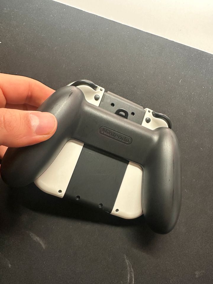 Nintendo Switch Zubehör Controller Joy Con, Dock, Ladekabel etc. in Lünen