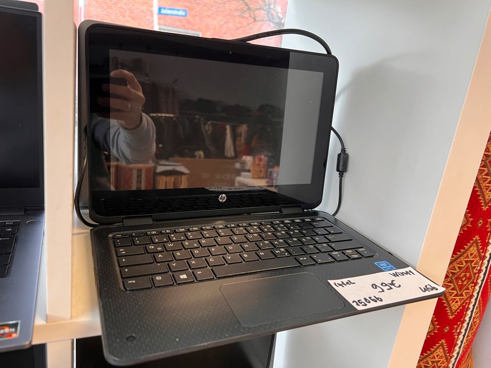Hp Notebook 4gb 250 Gb Win 11 Laptop Intel ohne Akku in Kiel