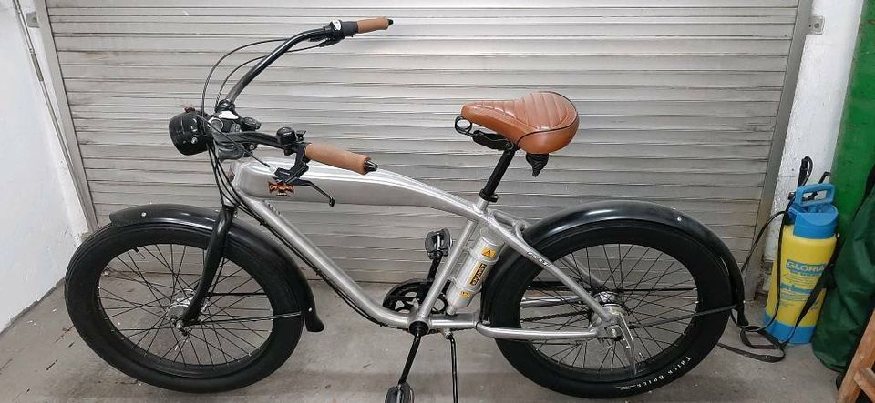 Felt Beachcruiser Custombike in Offenbach