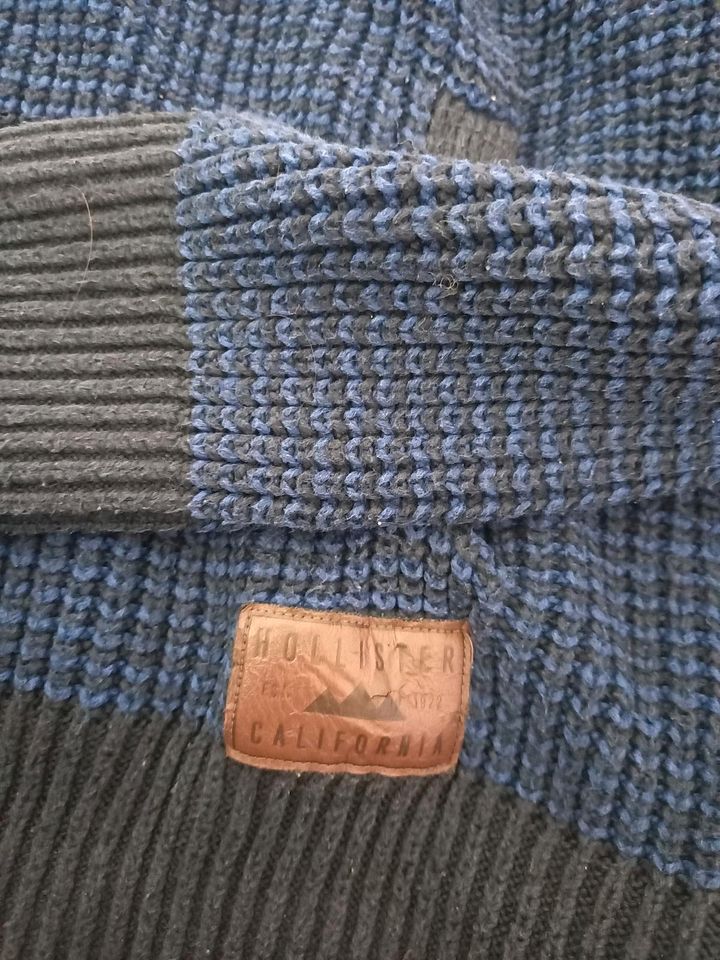 Hollister Strick Pullover Größe M dunkelblau in Hamburg