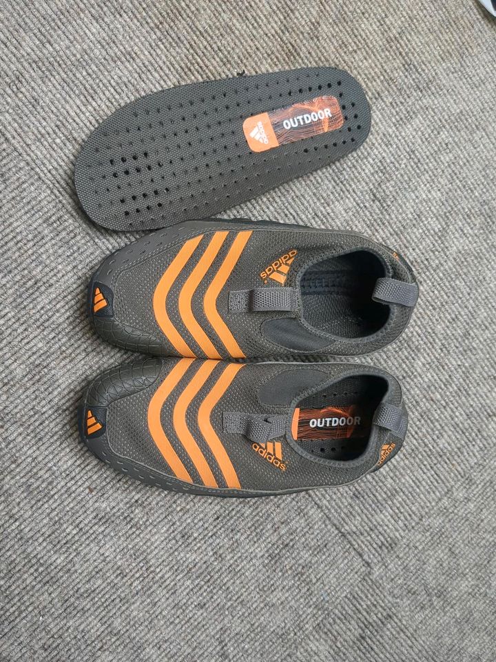 Adidas Outdoor Gr.5 in Zülpich