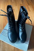 Boots von Bugatti Berlin - Köpenick Vorschau