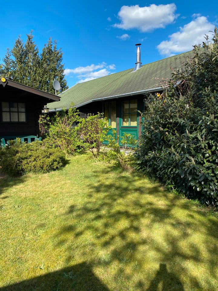 Märchenhaftes Grundstück mit einem wunderschönen Ferienhaus in Sassenburg