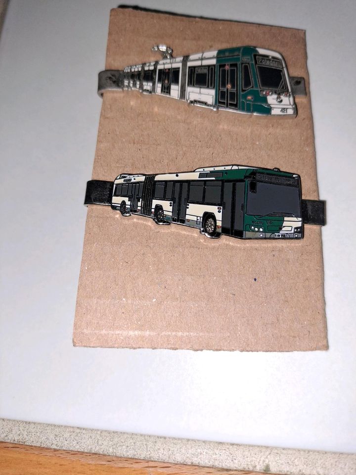 2 Teile, Krawattenklammer Bus, Tram, vip Potsdam, Verkehrsbetrieb in Potsdam