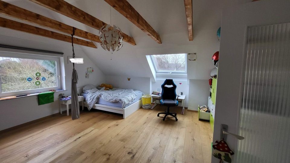 Exklusives Einfamilienhaus Fallersleben, möbliert mit Sauna, PV in Wolfsburg