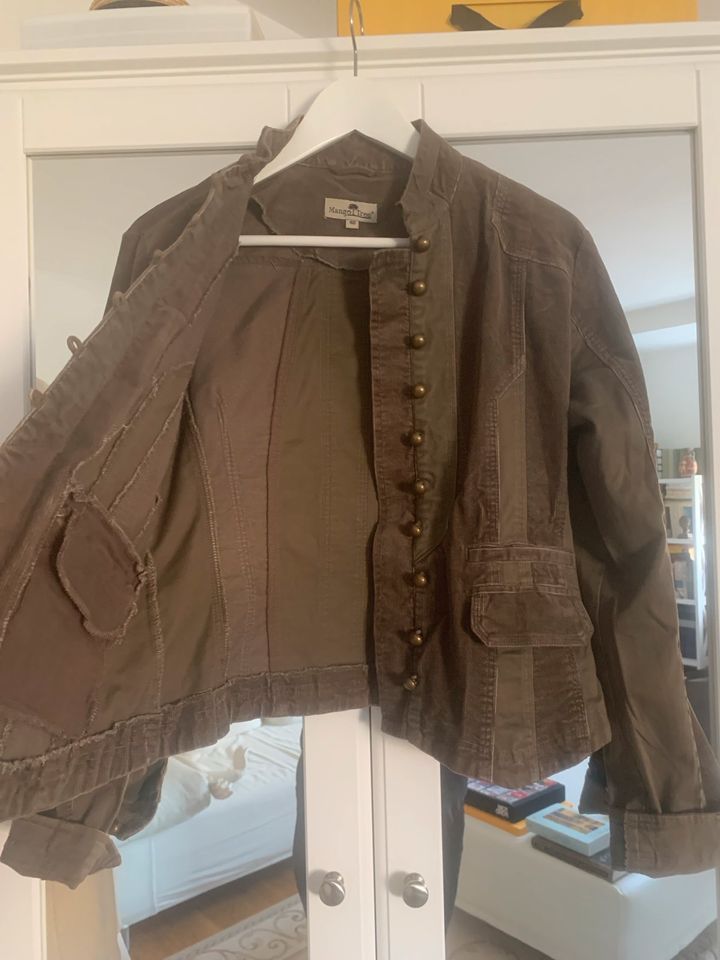 Khaki/Olive Jacke /Gr.40/M, Frühlings/Herbst,aus aus Cord in München