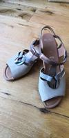 Ara Damen Schuhe Sandaletten NEU Leder Sandalen gr.7,5  gr. 41/42 Nordrhein-Westfalen - Mönchengladbach Vorschau