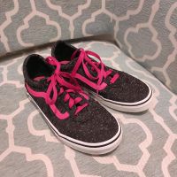 Vans Gr. 36 1/2 grau pink top Mädchen Sneaker Niedersachsen - Cremlingen Vorschau