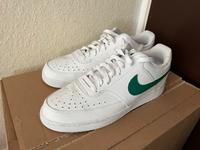 Nike Sportswear ‚Court Vision’ weiß/grün – Größe 46 – neuwertig Bielefeld - Senne Vorschau
