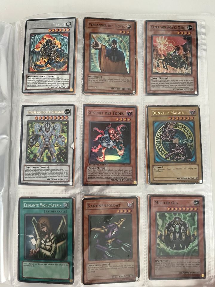 Ältere Yu-Gi-Oh Karten: Sammlung ältere Karten 72.Stk in Leipzig