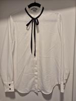 H&M Damen Bluse Gr. 38 – Weiß mit schwarzer Schleife, neuwertig Berlin - Charlottenburg Vorschau
