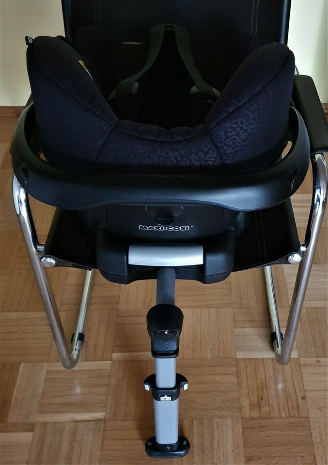 Kindersitz Babyschale Maxi Cosi Pebble inkl. Easy Base 2 in Kirchheimbolanden