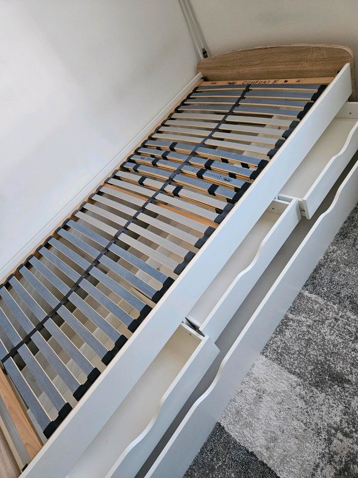 Kinderzimmer Bett mit Schubladen/ Doppelbetten in Rheine