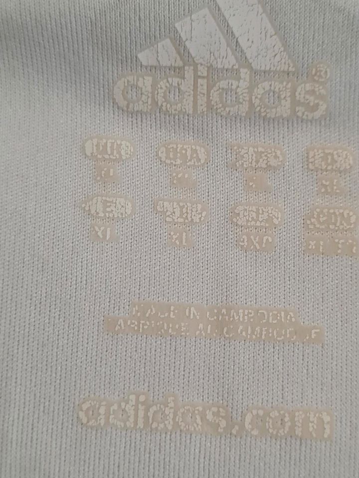 Adidas Musskelshirt XL in Dortmund
