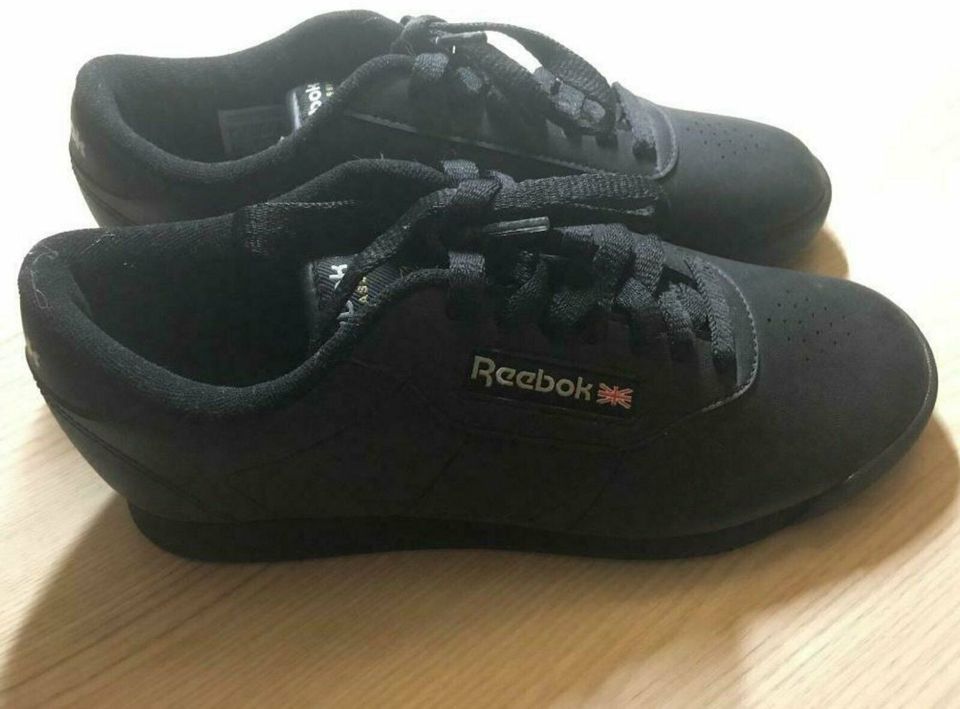 Reebok Sneaker Damen neuwertig in Ulm