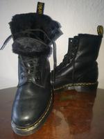 Dr. Martens 40 Serena 1460 Schwarz gefüttert Black Boots Winter Sachsen-Anhalt - Magdeburg Vorschau