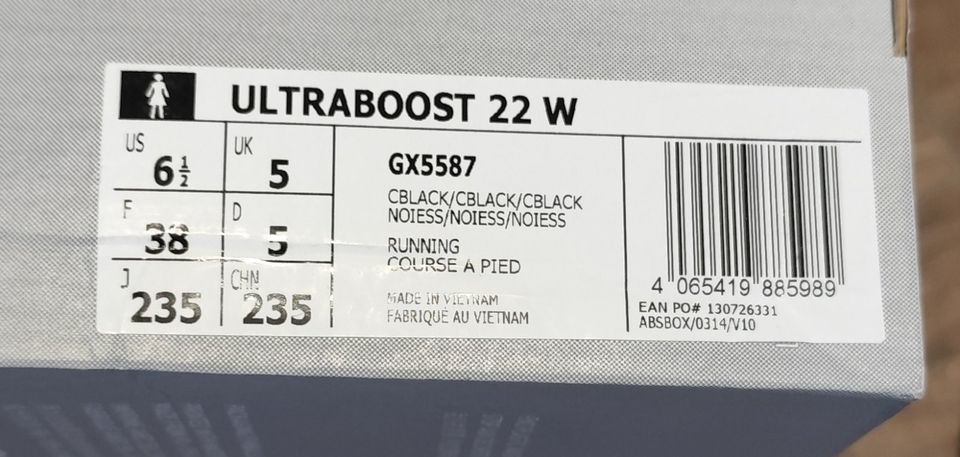 NEU ❤️ adidas Ultra Boost 22W schwarz Sneaker Laufschuh Gr 38 NMD in Stralsund