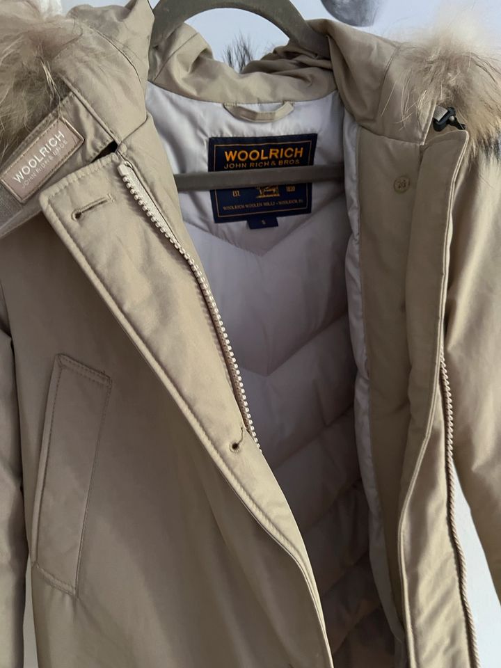 Winterjacke Mantel - Woolrich Parka in Beige NEU in Düsseldorf