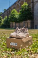 WIE NEU Adidas Yeezy Boost 350 Oxford Tan EUR44 2/3 US10,5 UK10 Baden-Württemberg - Bietigheim-Bissingen Vorschau