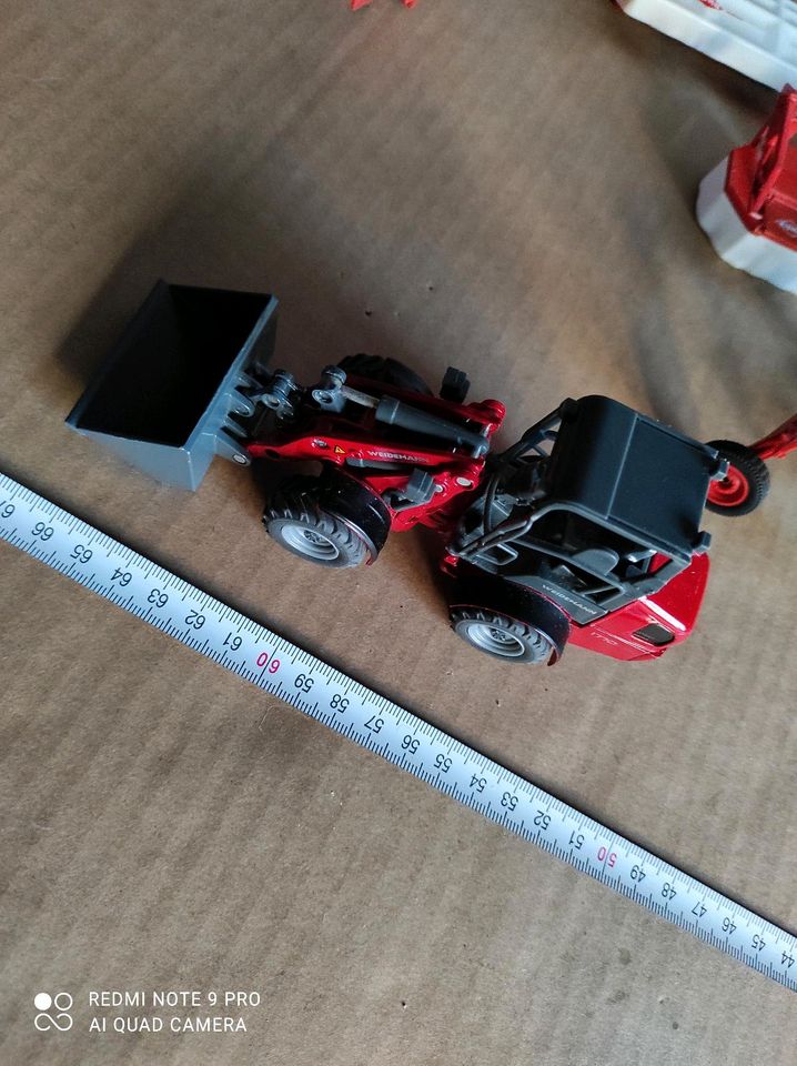 Siku Farmer 1:32 Set13 Grünland Lamborghini Weidemann in Bielefeld