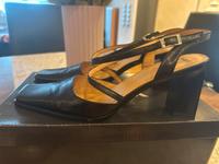 MEXX Damen Leder Sling Pumps 40 Schwarz Nordrhein-Westfalen - Castrop-Rauxel Vorschau