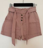 Rosa kurze Hose/Shorts Yessica Gr.34 fast neu Düsseldorf - Unterbach Vorschau