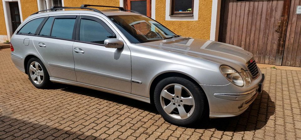 Mercedes S211 E240 in Nennslingen