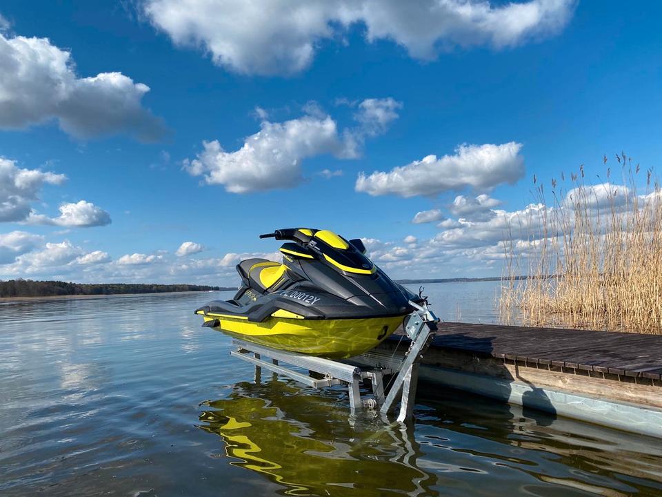 JETSKI ANDOCKER alles Aluminium nur 70 kg / Belastung 570 kg in Celle
