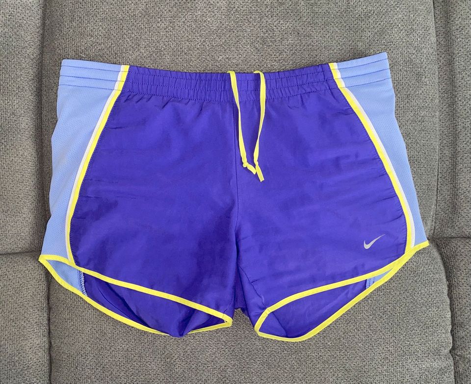 Nike Shorts in Göttingen