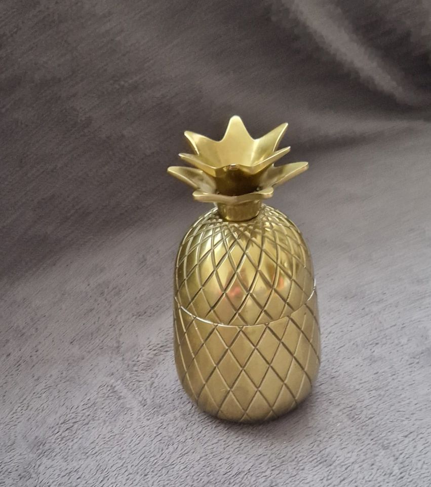 IKEA Vindfläkt Ananas Gold Schale mit Deckel aus Aluminium in Böblingen